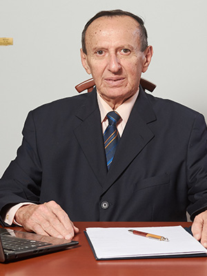 Prof. Jesús Martínez Yépez