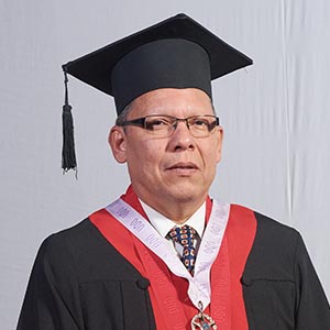 Dr. Félix Cedeño